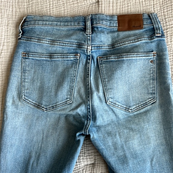 Madewell 9" High-Rise Skinny Jeans: Destructed-Hem Edition - Picture 5 of 8